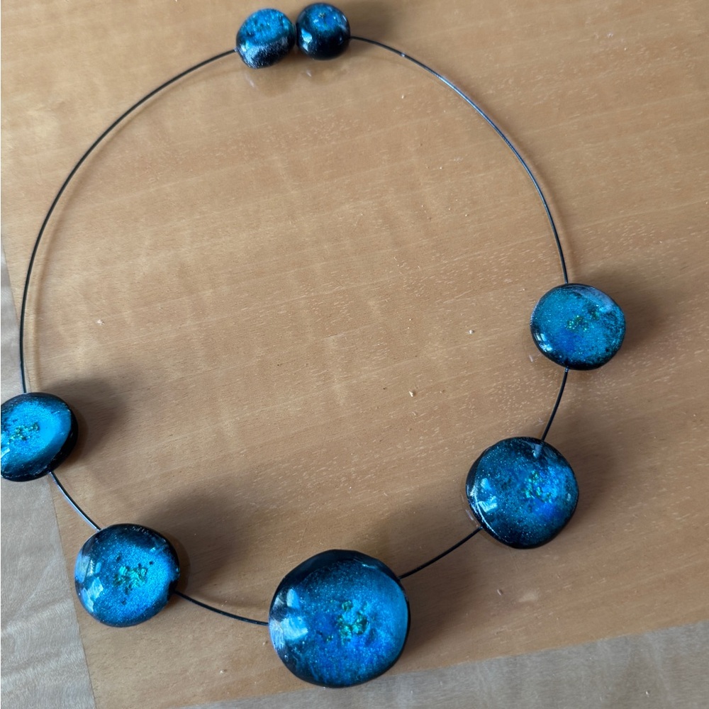 Elegant Blue Murano glass necklace